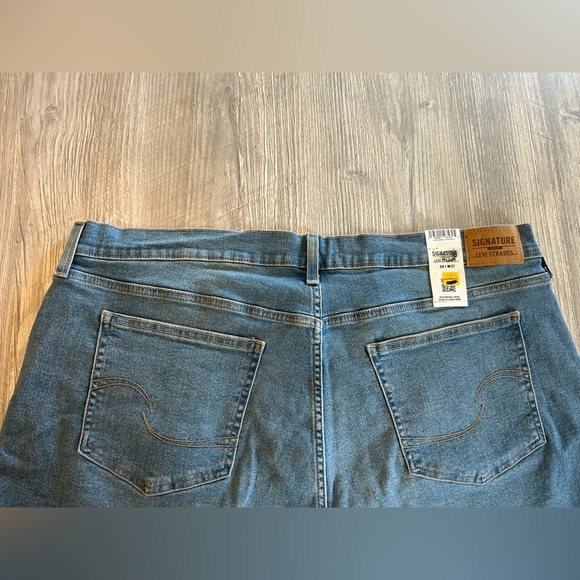 Signature Gold By Levi Strauss Co Shorts Women’s Size 24 Denim High Rise Raw Hem - Picture 4 of 13